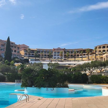 Saint-Raphael- Vue Mer Et Massif De L'Esterel 외부 사진