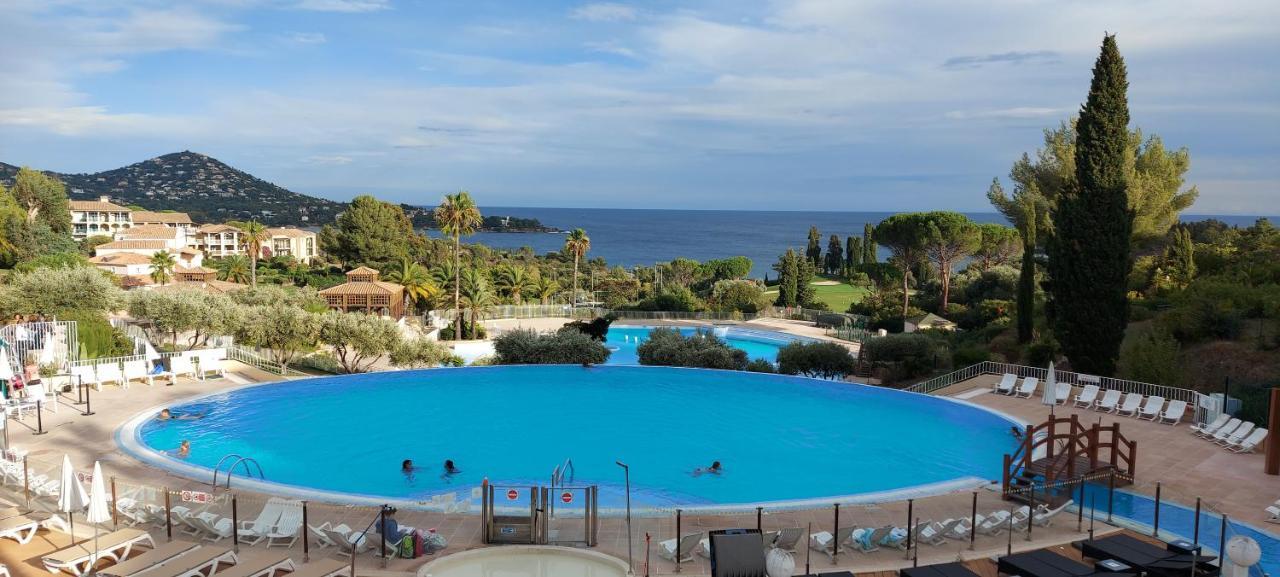 Saint-Raphael- Vue Mer Et Massif De L'Esterel 외부 사진