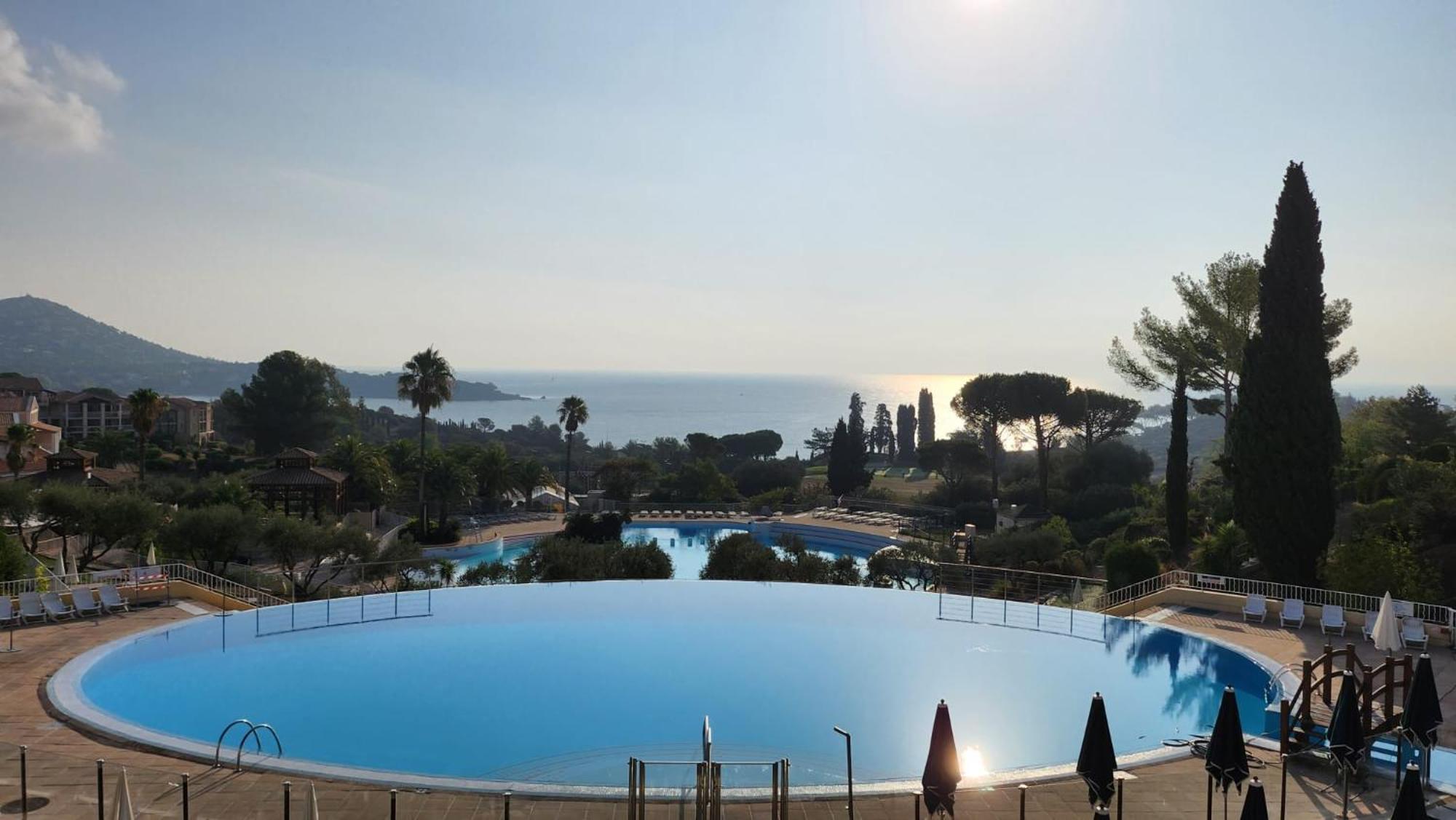 Saint-Raphael- Vue Mer Et Massif De L'Esterel 외부 사진